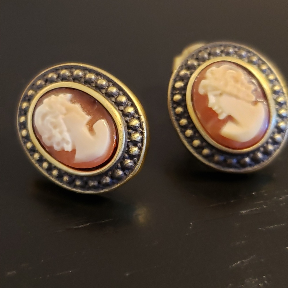 💕Amedeo Bronze Hand Carved Cameo Earings